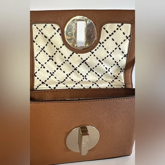 KATE SPADE NEWBURY LANE CROSSBODY SAFFIANO LEATHER BROWN COLOR - Picture 6 of 11